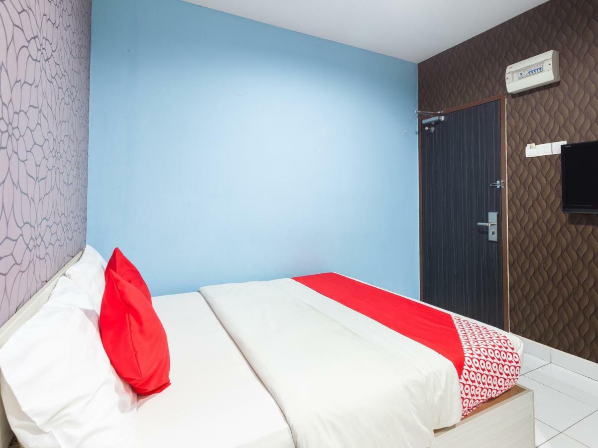 Super Oyo 1163 Hotel Pulai Ίπο Εξωτερικό φωτογραφία