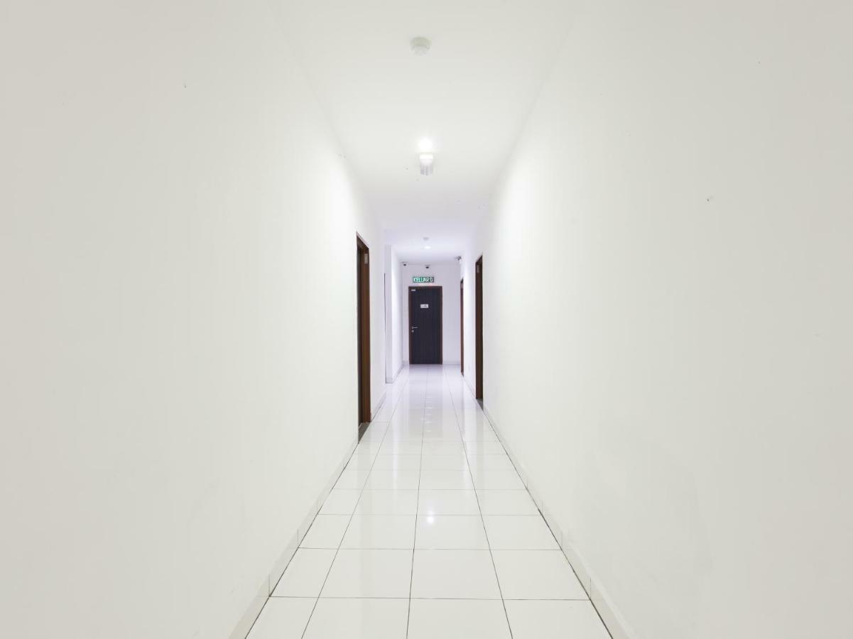 Super Oyo 1163 Hotel Pulai Ίπο Εξωτερικό φωτογραφία