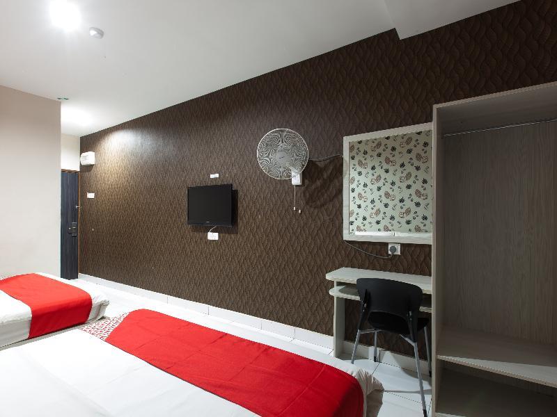 Super Oyo 1163 Hotel Pulai Ίπο Εξωτερικό φωτογραφία